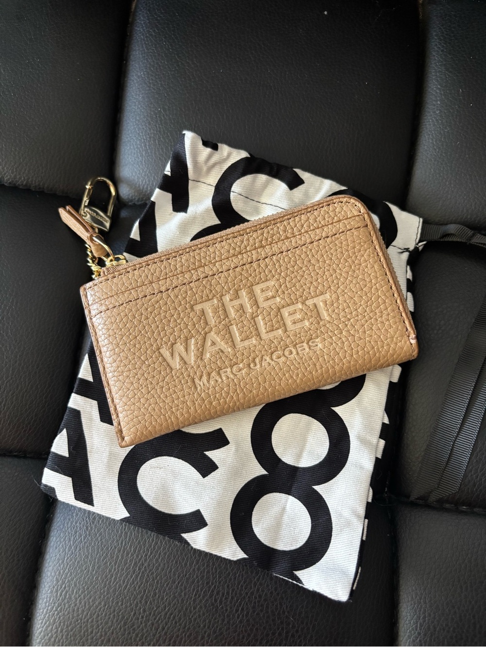 Marc Jacobs Pebbled Leather Card Case Wallet in Tan